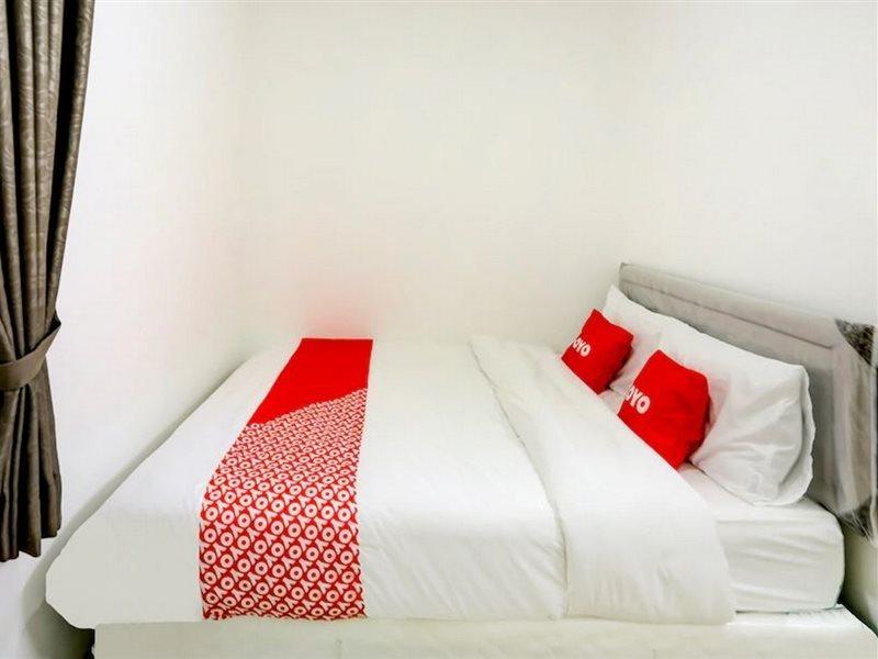 Jabusimo Syariah Redpartner Hotel จาการ์ตา ภายนอก รูปภาพ